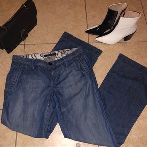 Joe’s Jeans mid-wash FLARE jeans W 31 👖